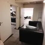Apartmán Basement Of House - Entire Place