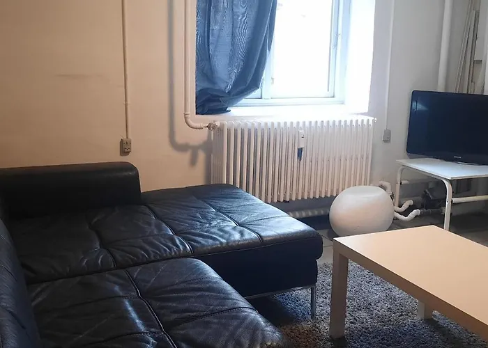 Basement Of House - Entire Place * Odense