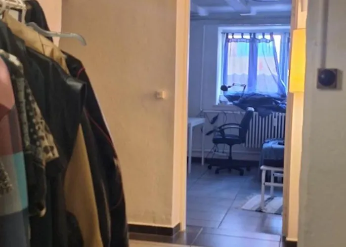 Apartment Basement Of House - Entire Place *